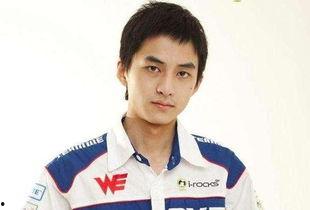 草莓爆料厂长退役视频,厂长退役，电竞传奇落幕  第1张